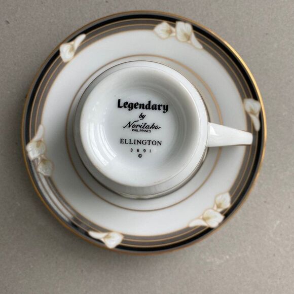 1985 Vintage Noritake Legendary Ellington Lily Design Footed Cup and Saucer Set - Picture 4 of 5